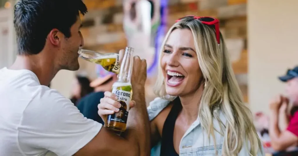 yard house happy hour